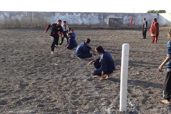 Shri Surat Jilla Sahkari Bank Commerce College Campus photo 3